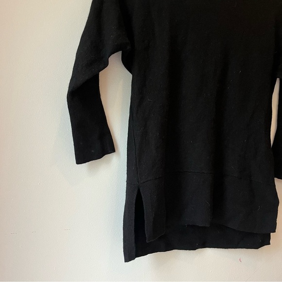 Max Studio 100% Merino Wool Black Sweater S | Minimalist Lightweight Knit Top - Picture 2 of 8